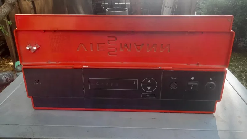Centrala lemne condensare Vissmann 30 kw, boiler 500 l